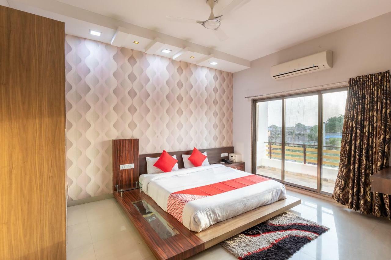 Oyo 42910 Hotel Rudra Palace Ratlām Habitación foto